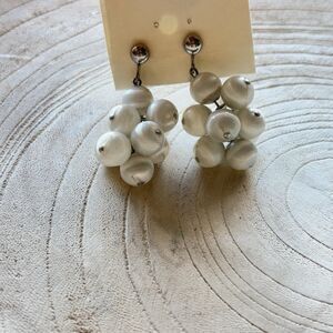 Vintage Clip On Earrings Dangle White Satin Balls Cluster Beaded 1960s Mod